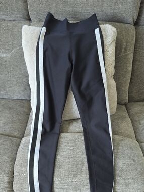 ultracor Black Leggings with Silver Side Stripes